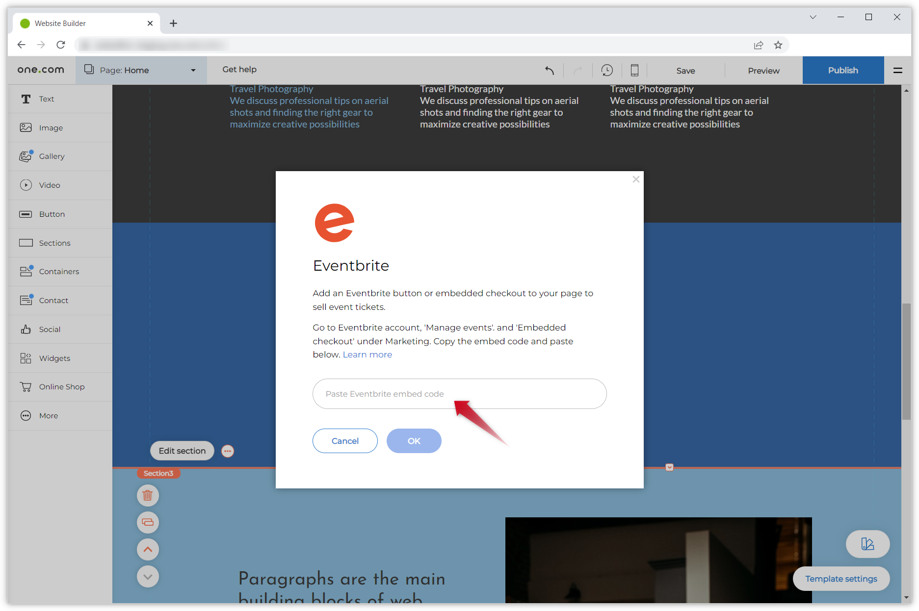della finestra pop-up di Eventbrite e una freccia rossa punta al campo di immissione.