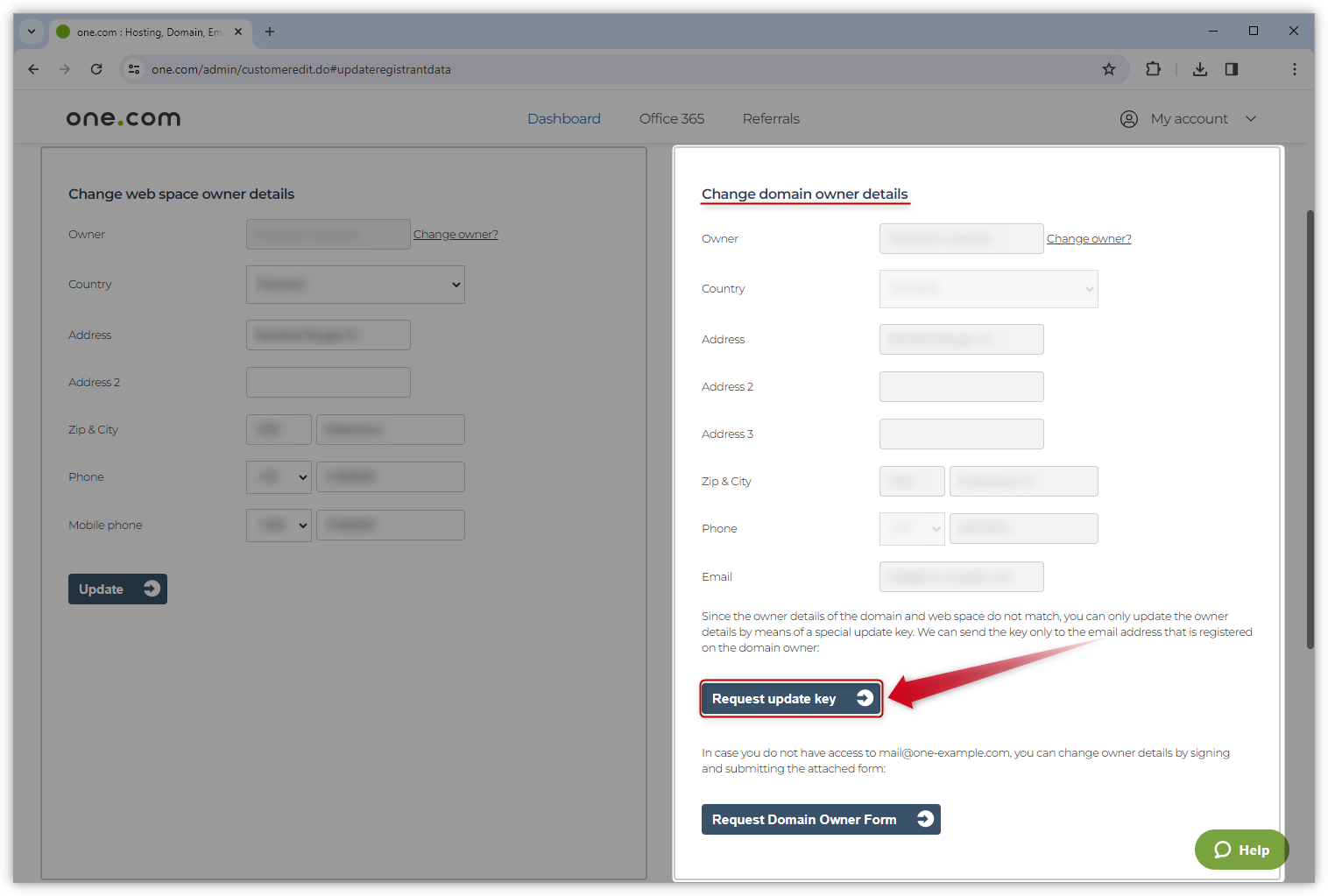 Ein Screenshot, der den Bereich „Domaininhaberdaten ändern“ auf der rechten Seite hervorhebt, mit einem roten Pfeil, der auf den Button „Aktualisierungsschlüssel anfordern“ zeigt.