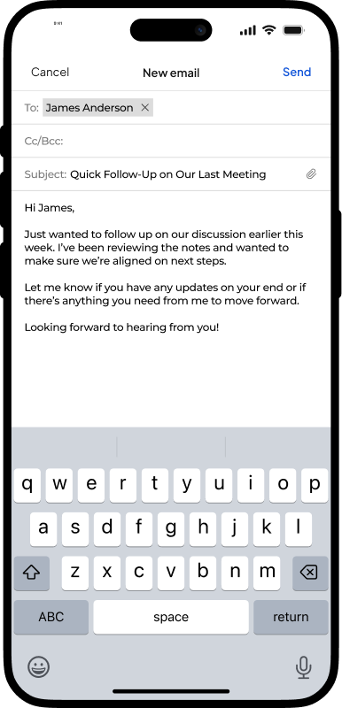 Skærmbilledet af Companion-appen viser en ny e-mail med tastaturet åbent.
