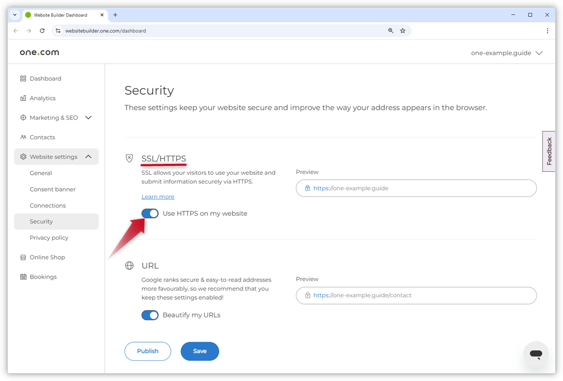 Screenshot des Dashboards des Homepage-Baukastens, auf dem ein roter Pfeil auf den Schalter unter SSL/HTTPS zeigt.