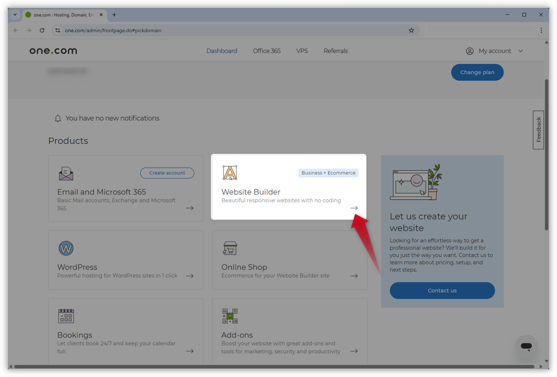Ecrã do Painel de Controle da one.com. Uma seta vermelha aponta para o nível do Website Builder.