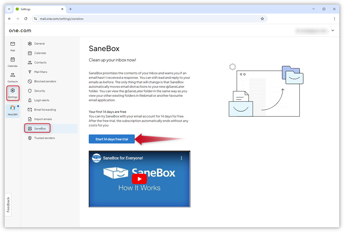 Skærmbillede, der viser trinene i Webmail, og en rød pil peger på knappen "Start 14 dages gratis prøveperiode".