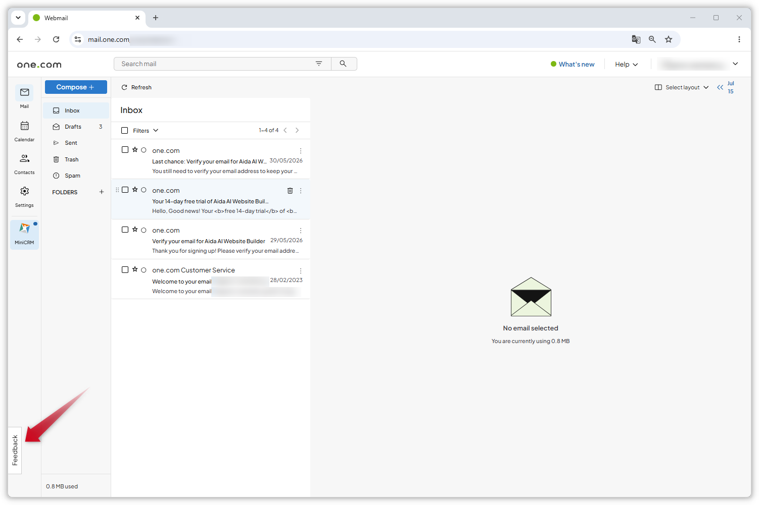 Schermafbeelding van de Webmail-inbox. Een rode pijl wijst naar de 'Feedback'-knop.
